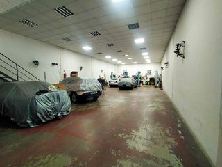 Nave industrial en venta en Sanlúcar la Mayor
