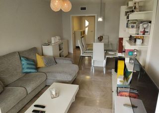 Piso en alquiler en Playamar en Torremolinos