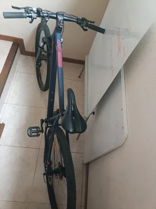 Bicicleta Rockrider 29 Azul/Rosa