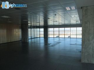 Local comercial en alquiler en El Clavín-Valdeluz en Guadalajara