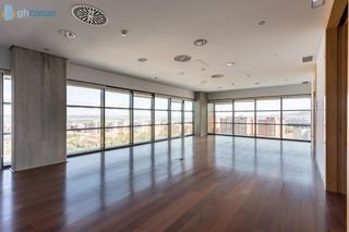 Local comercial en alquiler en El Clavín-Valdeluz en Guadalajara