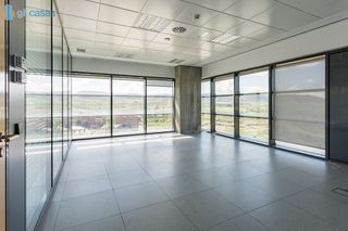 Local comercial en alquiler en El Clavín-Valdeluz en Guadalajara