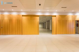 Local comercial en alquiler en El Clavín-Valdeluz en Guadalajara