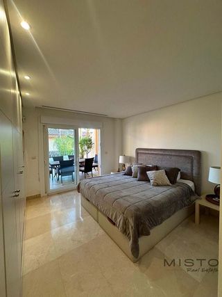 Piso en alquiler en Los Naranjos - Las Brisas en Marbella
