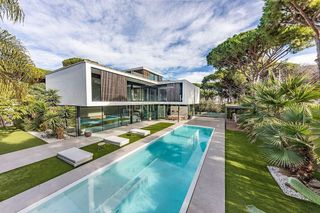 Chalet en alquiler en La Pineda en Castelldefels