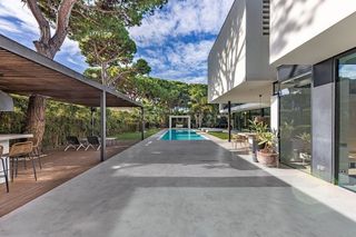 Chalet en alquiler en La Pineda en Castelldefels