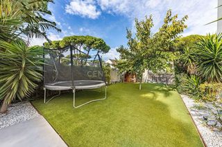 Chalet en alquiler en La Pineda en Castelldefels