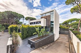 Chalet en alquiler en La Pineda en Castelldefels