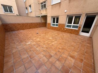 Piso en alquiler en Barrio Alto - San Félix - Oliveros - Altamira en Almería