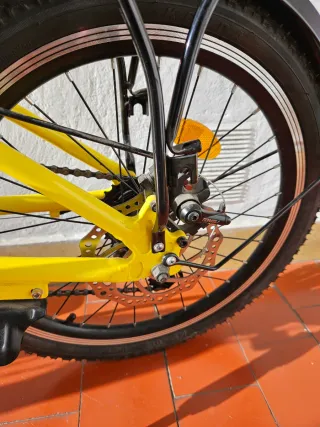 Bicicleta Plegable Amarilla LEOTRON