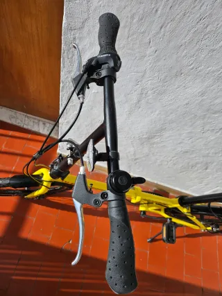 Bicicleta Plegable Amarilla LEOTRON
