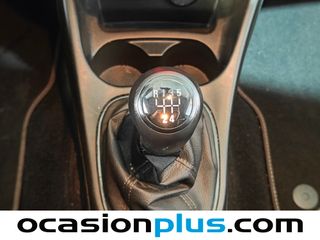 Opel Corsa 1.4 Business 66 kW (90 CV)