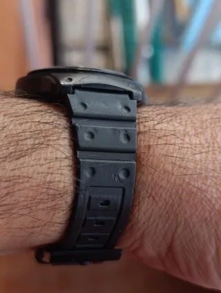 Reloj Casio analógico MRW-200H - Batería y pulsera