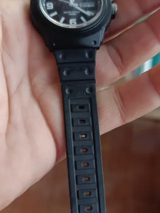 Reloj Casio analógico MRW-200H - Batería y pulsera