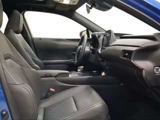 Lexus UX 2.0 300h Relax Plus 4X4