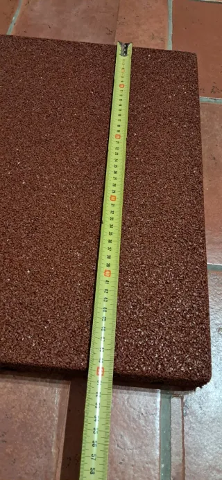 Loseta de caucho marrón