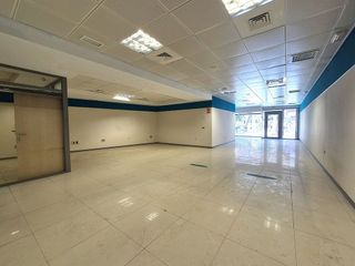 Local comercial en venta en Centro en Almería