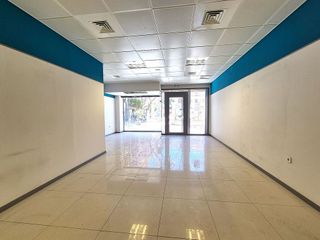 Local comercial en venta en Centro en Almería