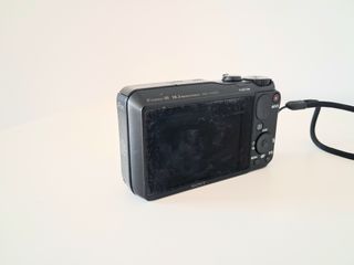 Cámara Sony DSC-HX20V lista para usar