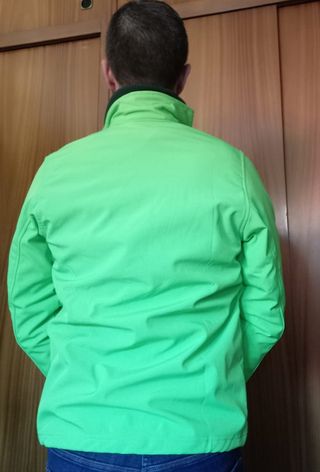 Chaqueta cortavientos softshell impermeable
