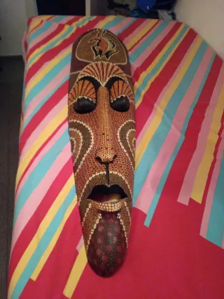 Máscara africana decorativa