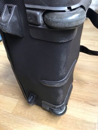 Maletín ejecutivo piel troley viaje