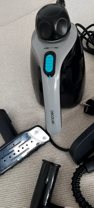 Vaporeta multiusos con accesorios