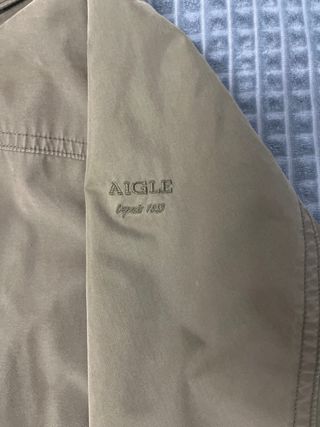 Chaqueta Aigle niño verde militar waterproof