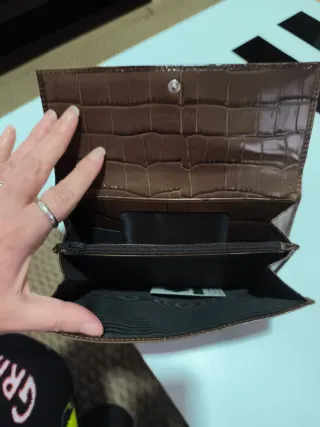 Monedero billetero marrón efecto piel