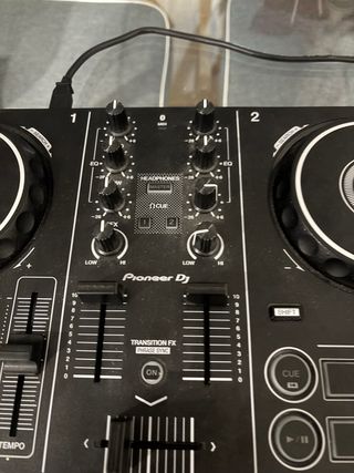 Controladora DJ Pioneer DDJ-200