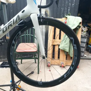 Ruedas carretera carbono de zapata