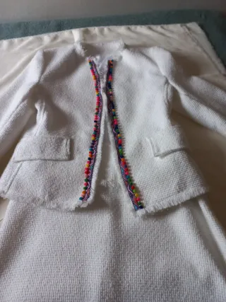 Traje Chanel Falda y Chaqueta Talla S
