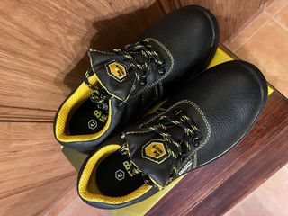 Calzado seguridad BeeWork