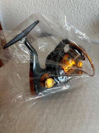 Carrete de pesca Sougayilang