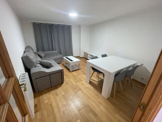 Preciosos piso recién amueblado