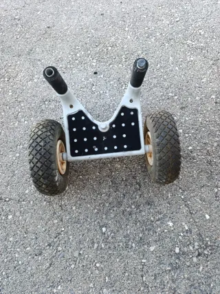 Carro para kayak con ruedas