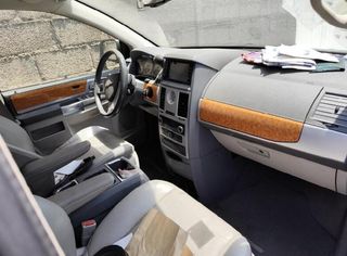 Paragolpes del chrysler 225941 1kg12tzzaa voyager