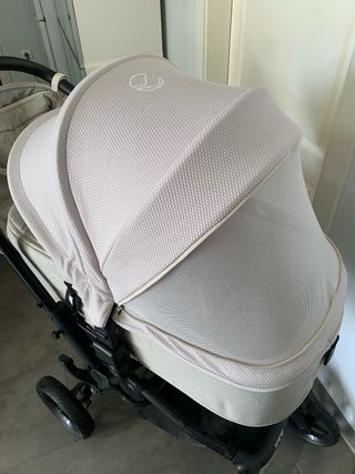 Carro Jané con capazo y portabebé