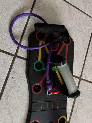 Barra per flessioni con elastici