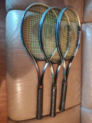 Bolsa y 4 raquetas de frontenis