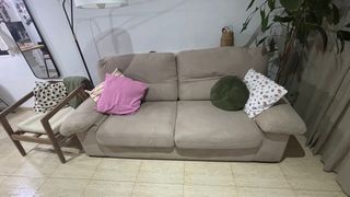 Sofá de 2 plazas beige