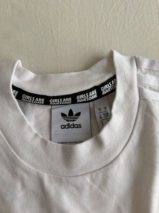 Camiseta Adidas blanca con logo coral mujer S