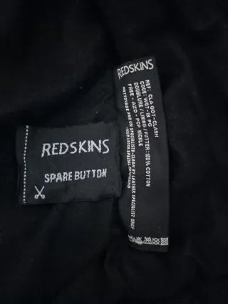 Cazadora de cuero Redskins Negra.