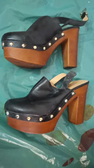 Sandalias Negras Cuña