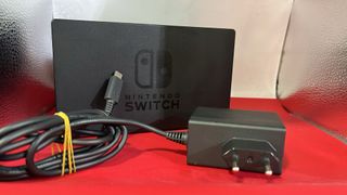 Nintendo Switch + Tarjeta 128GB + Funda