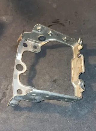 Soporte Trasero Yamaha FZR600