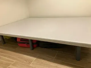 Base tapizada 90, 105, 135 y 150cm Oferta