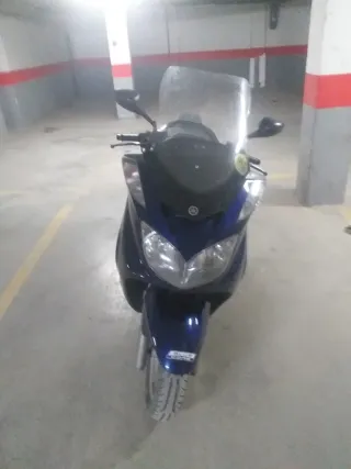 Yamaha Majesty 400 2005