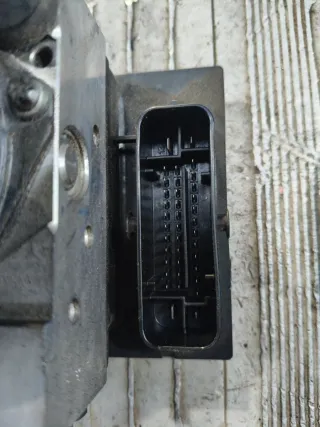 Módulo ABS Audi A4 B7 2.0 Gasolina