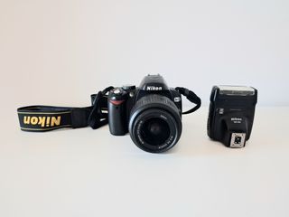 Cámara Nikon D60 + Flash